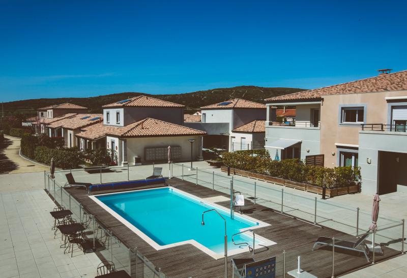 : Domaine de Maleska, vue piscine