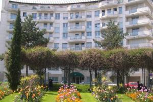 BOULOGNE (92100) - RESIDENCE SERVICES - 3 P