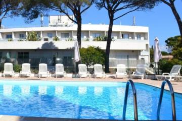 Comfort Aparthotel - La Tour de Mare