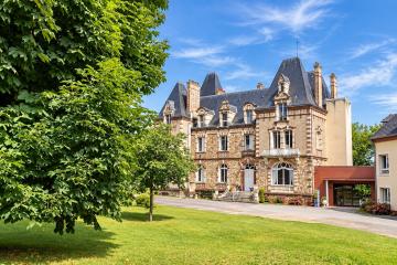 Le Château Du Haut Venay