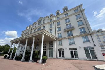 City Residence Paris CDG 4*